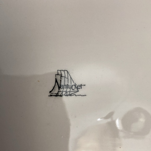 Collection of Thanksgiving tableware - Picture 3 of 8